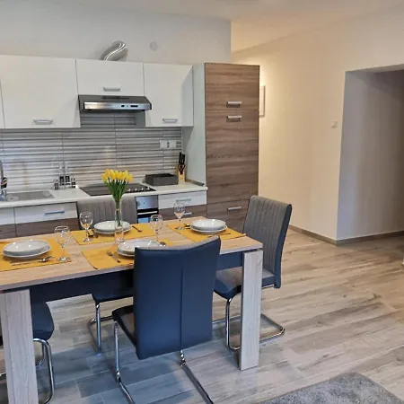 Apartman Eugenia Póla