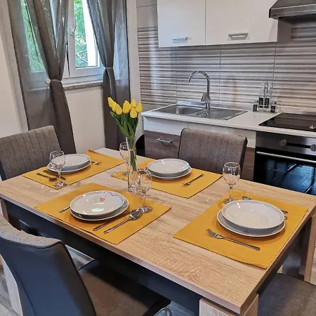 Apartman Eugenia Póla